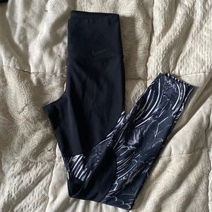 XS Nike leggings